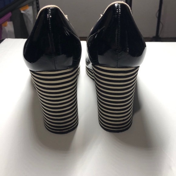 Michael Michael Kors black wedges size 9.5 - Picture 3 of 8